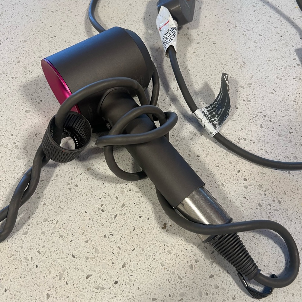 Dyson Supersonic Hair Dryer in Black and Pink